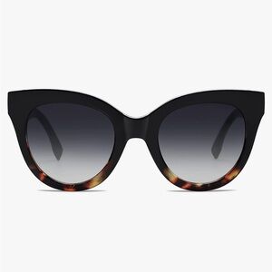 Retro Oversized Cateye Sunglasses for Women Large Vintage Trendy Shades worn 2x